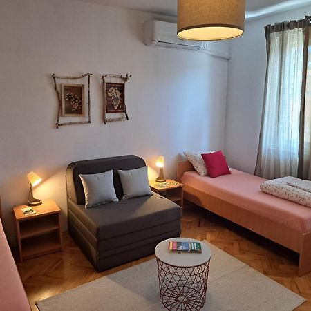 Apartamento Faris Donji Milanovac Exterior foto