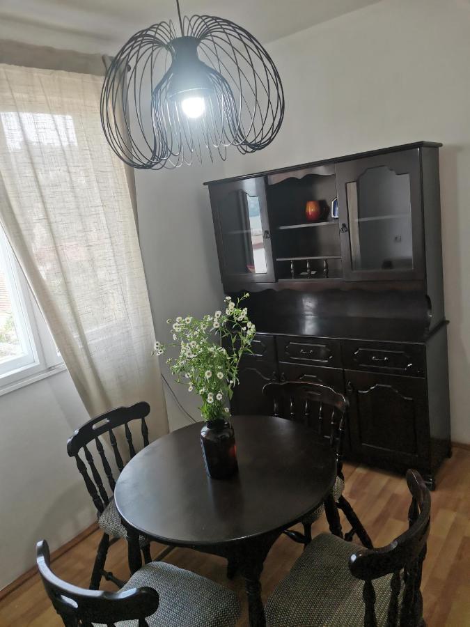 Apartamento Faris Donji Milanovac Exterior foto