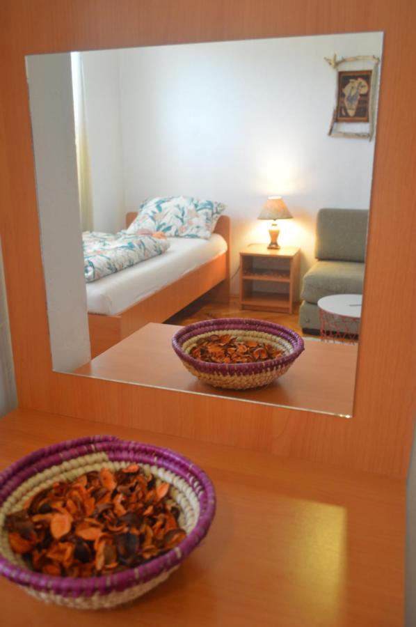 Apartamento Faris Donji Milanovac Exterior foto