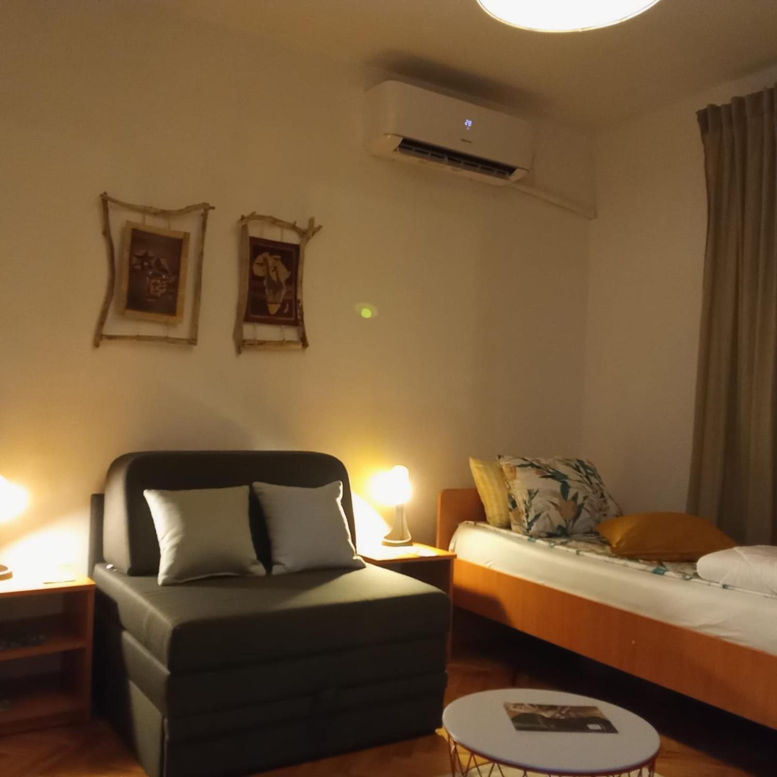Apartamento Faris Donji Milanovac Exterior foto